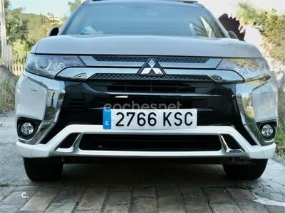 Mitsubishi Outlander P-HEV