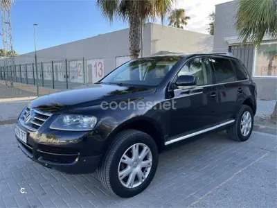 Usado VW Touareg R 174 CV (127 kW) 2007 Negro SUV