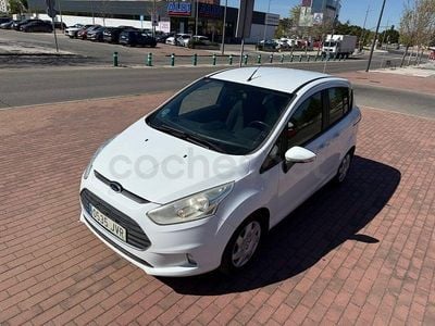 Usado Ford B-MAX Trend 95 CV (69 kW) 2017 Blanco Monovolumen