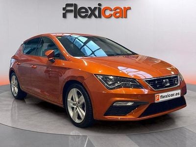 Usado Seat Leon FR 150 CV (110 kW) 2018 Naranja Berlina