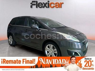 Gris / plata Usado 2015 Peugeot 5008 Access Monovolumen | 8690 € (Precio justo)