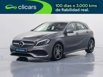 Usado Mercedes A180 122 CV (89 kW) 2017 Gris Utilitario