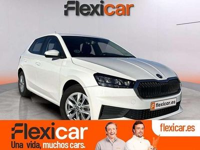 Usado Skoda Fabia Ambition 95 CV (69 kW) 2022 Blanco Utilitario