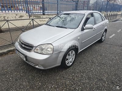 Gris / plata Usado 2008 Chevrolet Nubira SX Berlina | 1950 €