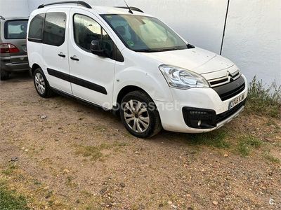 Usado Citroën Berlingo 102 CV (75 kW) 2018 Blanco Monovolumen