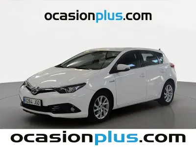 Usado Toyota Auris Hybrid Active 136 CV (100 kW) 2015 Blanco Utilitario