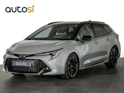 Usado Toyota Corolla Sport 180 CV (132 kW) 2022 Gris / plata Familiar
