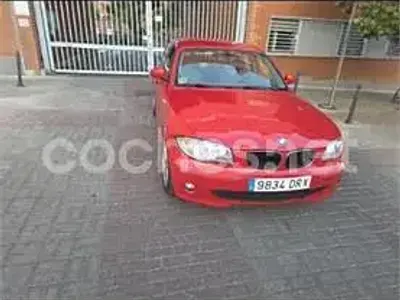 Usado BMW 120 163 CV (119 kW) 2006 Rojo Utilitario