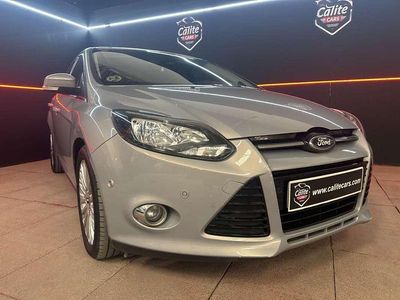 Käytetty Ford Focus Titanium 114 HP (83 kW) 2012 Harmaa Viistoperä