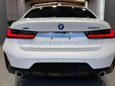 Usado BMW 330e Comfort Edition 292 CV (214 kW) 2025 Blanco Berlina