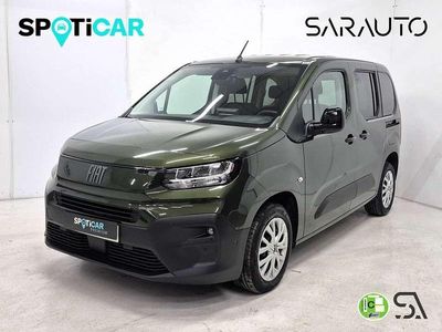 Usado Fiat Doblò 102 CV (75 kW) 2025 Verde Monovolumen