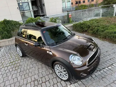 Usado Mini Cooper S 184 CV (135 kW) 2011 Marrón Utilitario