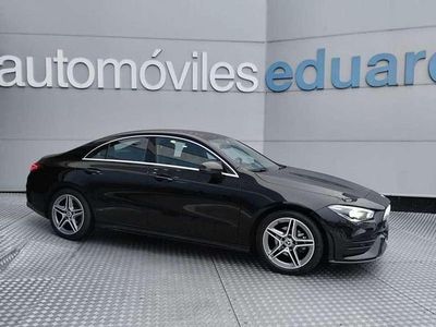 Negro Usado 2015 Mercedes CLA180 AMG line Berlina | 32.800 €