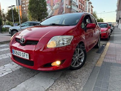 Usado Toyota Auris Sol 124 CV (91 kW) 2008 Rojo Utilitario