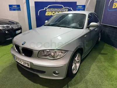 Usado BMW 120 150 CV (110 kW) 2005 Gris / plata Utilitario