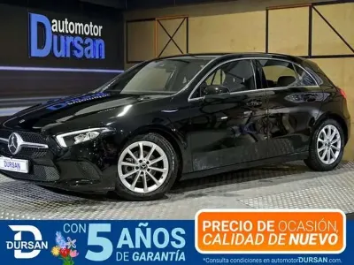 Usado Mercedes A180 117 CV (86 kW) 2019 Negro Berlina