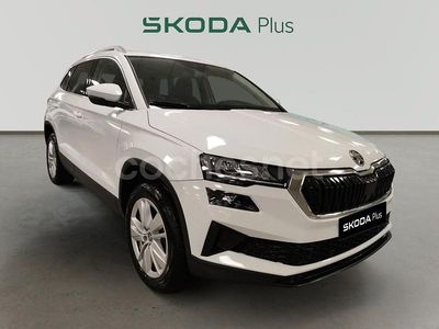 Blanco Nuevo 2025 Skoda Karoq Selection SUV | 28.500 € (Precio justo)