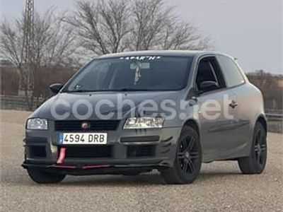 Używany Fiat Stilo Racing 115 KM (84 kW) 2005 Szary Sedan/Limuzyna