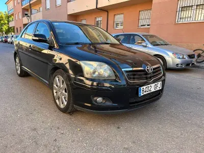 Usado Toyota Avensis