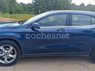 Usado Mercedes GLA200 136 CV (100 kW) 2019 Azul SUV