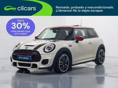 Usado Mini John Cooper Works 231 CV (169 kW) 2021 Rojo Utilitario