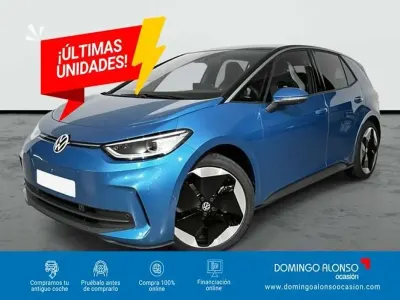 Begagnad VW ID.3 Pro 150 kW (204 HK) 2023 Blå Halvkombi