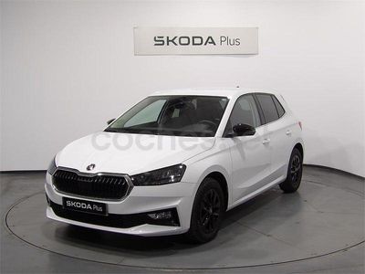 Usado Skoda Fabia Selection 115 CV (84 kW) 2025 Blanco Utilitario