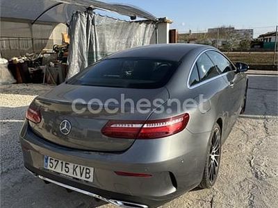 Usado Mercedes E220 194 CV (142 kW) 2019 Gris / plata Coupe