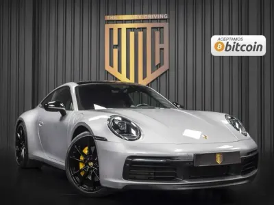 Käytetty Porsche 911 Carrera S 450 HP (330 kW) 2019 Hopea Coupe - kaksiovinen