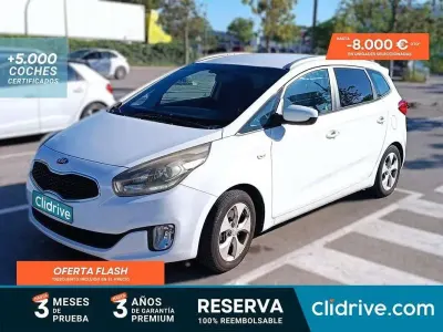 Usado Kia Carens 135 CV (99 kW) 2013 Blanco Monovolumen