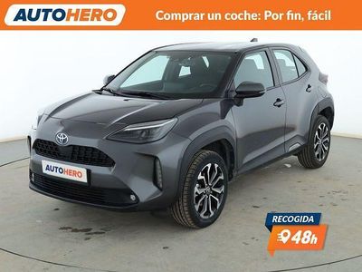 Usado Toyota Yaris Hybrid Active 116 CV (85 kW) 2022 Gris