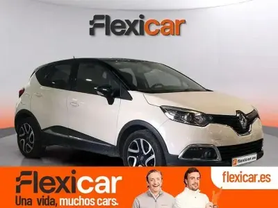 Usado Renault Captur Intens 120 CV (88 kW) 2016 Beige SUV