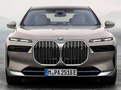 BMW 740