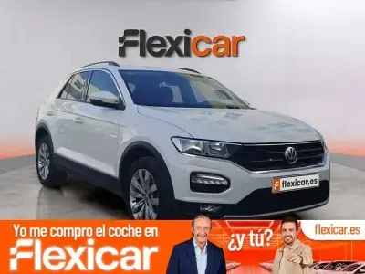 Usado VW T-Roc Advance 150 CV (110 kW) 2021 Gris / plata SUV