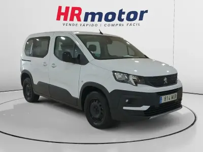Usado Peugeot Rifter Business-Line 100 CV (73 kW) 2023 Blanco Monovolumen