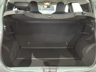 Usado Dacia Spring Expression 33 kW (45 CV) 2024 Verde oscuro Utilitario