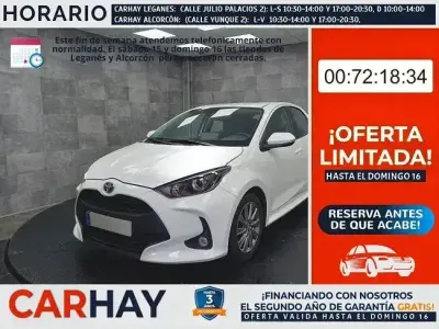 Usado Toyota Yaris Active 116 CV (85 kW) 2022 Blanco Utilitario