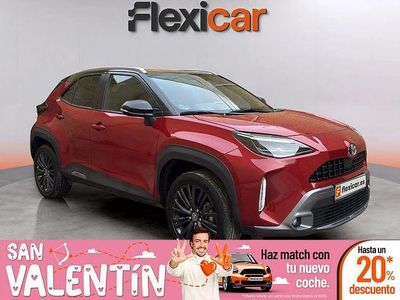 Usado Toyota Yaris Hybrid Active 116 CV (85 kW) 2021 Rojo