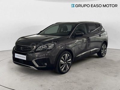 Usado Peugeot 5008 Allure 130 CV (95 kW) 2019 Gris / plata SUV