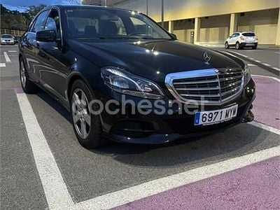Usado Mercedes E200 136 CV (100 kW) 2016 Negro Berlina