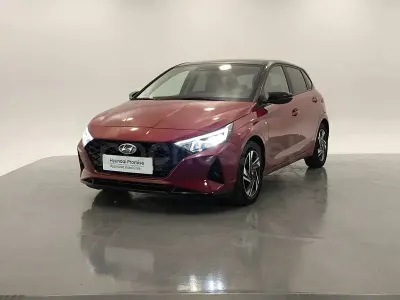 Begagnad Hyundai i20 100 HK (73 kW) 2022 Röd Halvkombi