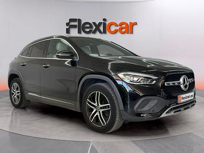 Usado Mercedes GLA200 150 HP (110 kW) 2020 Preto SUV