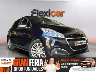 Usado Peugeot 208 Style 82 CV (60 kW) 2018 Azul Utilitario