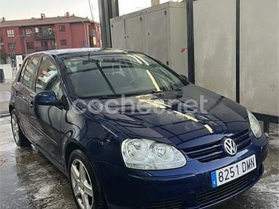 Usado VW Golf IV Highline 105 CV (77 kW) 2005 Azul Berlina
