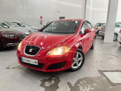 Usado Seat Leon Style 105 CV (77 kW) 2009 Rojo Utilitario
