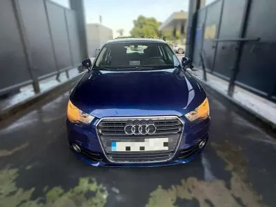 Usado Audi A1 Sportback Premium 90 CV (66 kW) 2014 Azul Utilitario