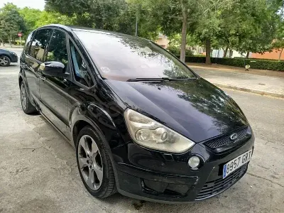 Usado Ford S-MAX Titanium 140 CV (102 kW) 2010 Negro Monovolumen
