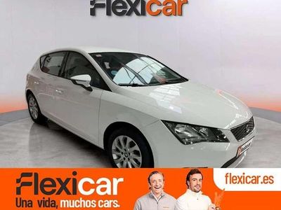 Usado Seat Leon ST Reference 110 CV (80 kW) 2017 Blanco Familiar