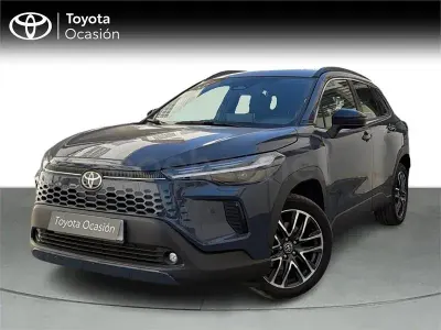 Usado Toyota Corolla Cross Style 178 CV (130 kW) 2025 Gris / plata SUV