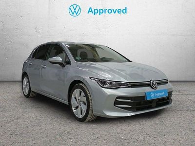 Usado VW Golf VIII 115 CV (84 kW) 2025 Gris / plata Berlina